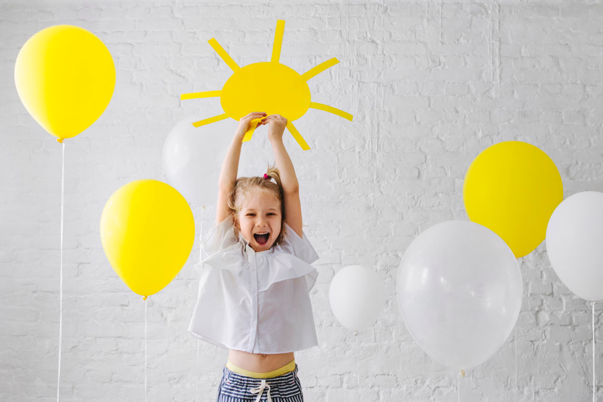 Zeit an der frischen Luft macht Kinder und Eltern glücklich
