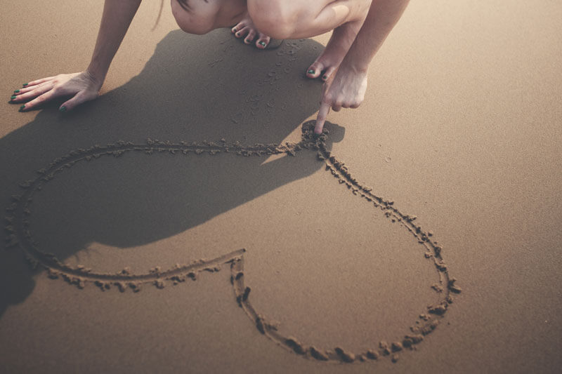 Warum ist Sonnenschutz - auch beim Strandurlaub - so wichtig? - Die Haut erfüllt viele lebenswichtige Funktionen.